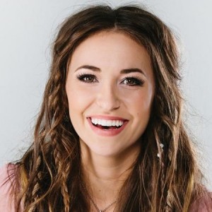 Lauren Daigle | biog.com