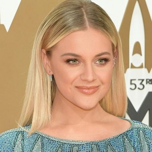 Kelsea Ballerini | biog.com