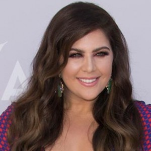 Hillary Scott | biog.com