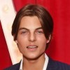 Damian Hurley profile picture
